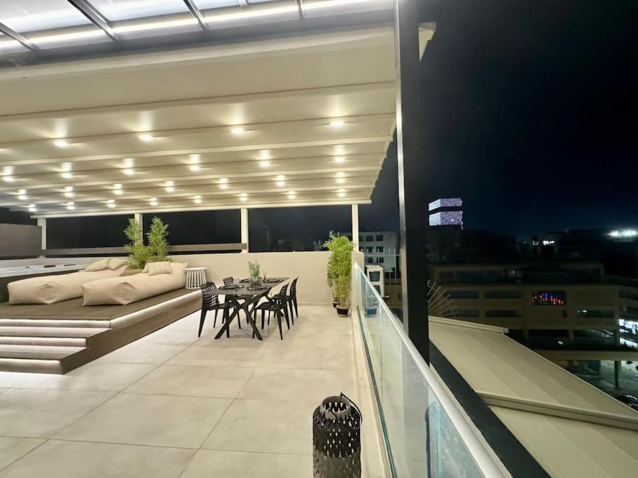 Bluemotion - Cityview Piraeus Bagian luar foto