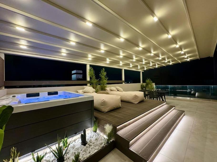 Bluemotion - Cityview Piraeus Bagian luar foto
